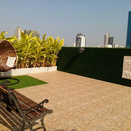 United Residence Ekamai Bangkok