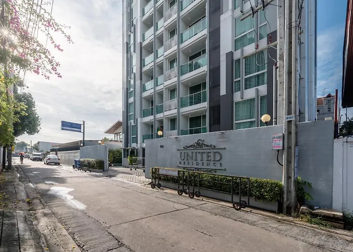 Hotel apartamentowy United Ekamai