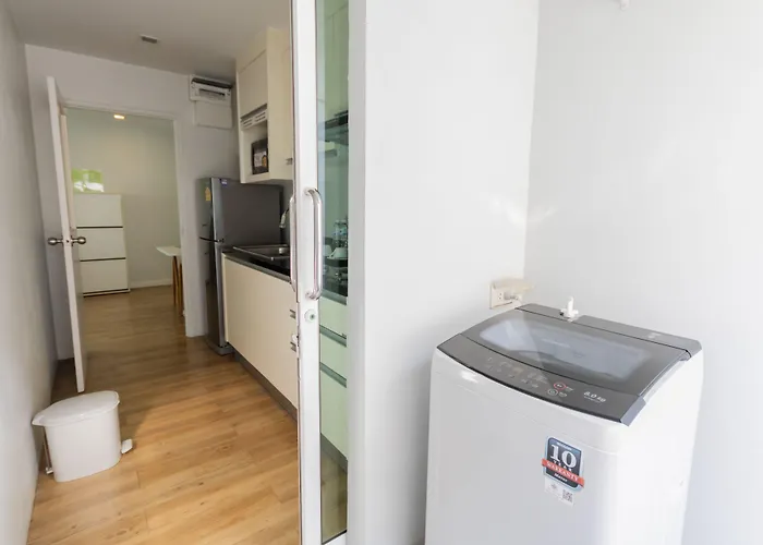 United Ekamai Aparthotel 3*